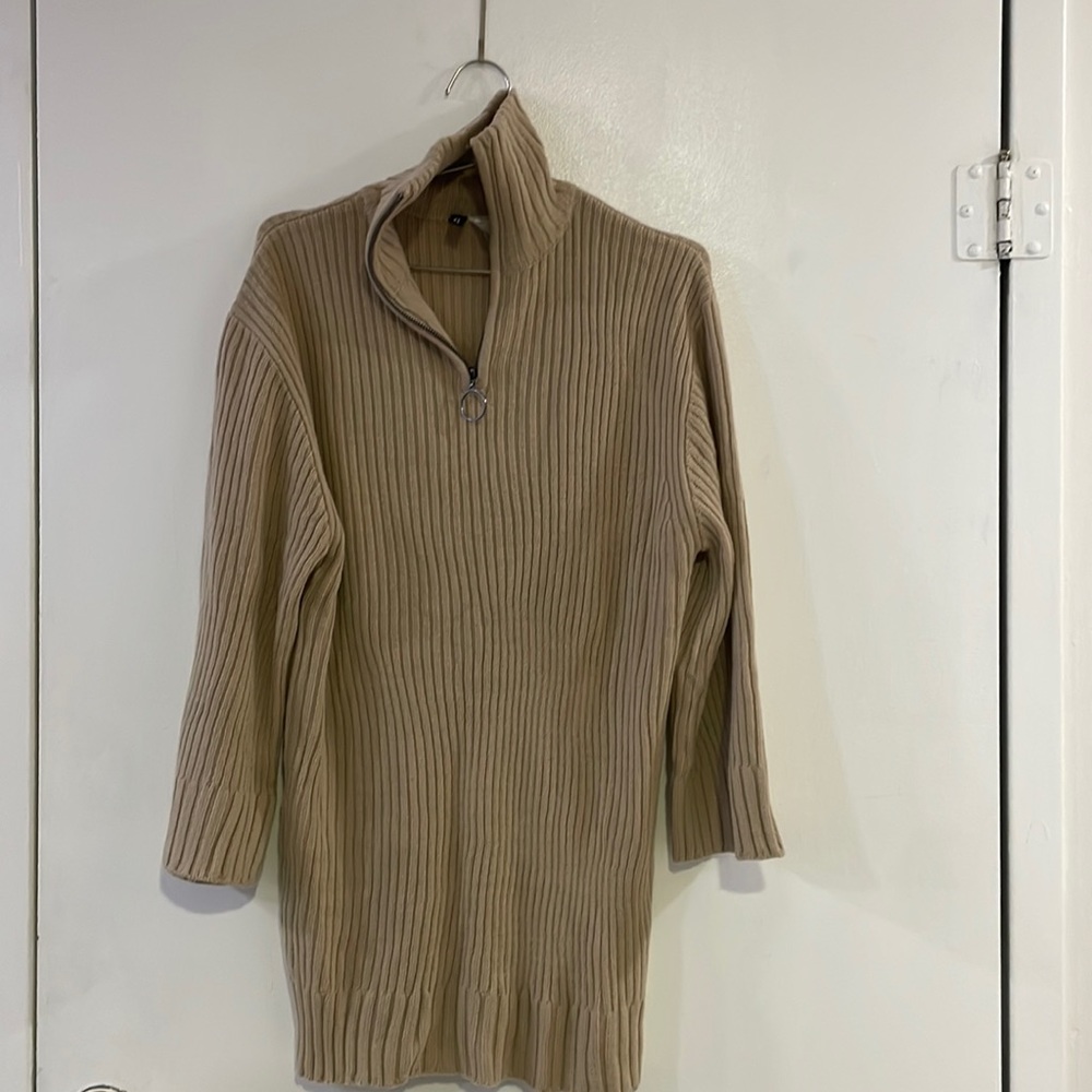 H&M sweater sz XS